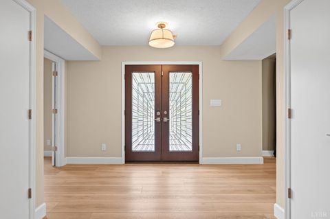 Tiny photo for 405 Meadowridge Drive, Lynchburg, VA 24503 (MLS # 362906)