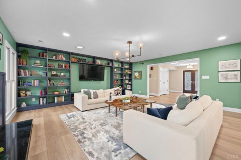 Tiny photo for 405 Meadowridge Drive, Lynchburg, VA 24503 (MLS # 362906)