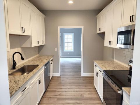 Tiny photo for 3008 Hill Street #408, Lynchburg, VA 24501 (MLS # 362528)