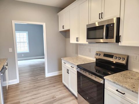 Tiny photo for 3008 Hill Street #408, Lynchburg, VA 24501 (MLS # 362528)