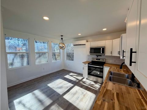 Tiny photo for 630 Selene Street, Lynchburg, VA 24502 (MLS # 364133)