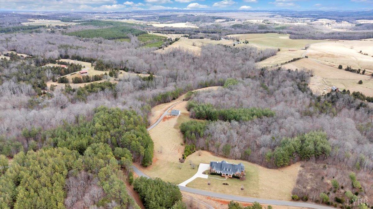 Goode, Virginia 24556, United States, 4 Bedrooms Bedrooms, ,5 BathroomsBathrooms,Residential,Pending,133757