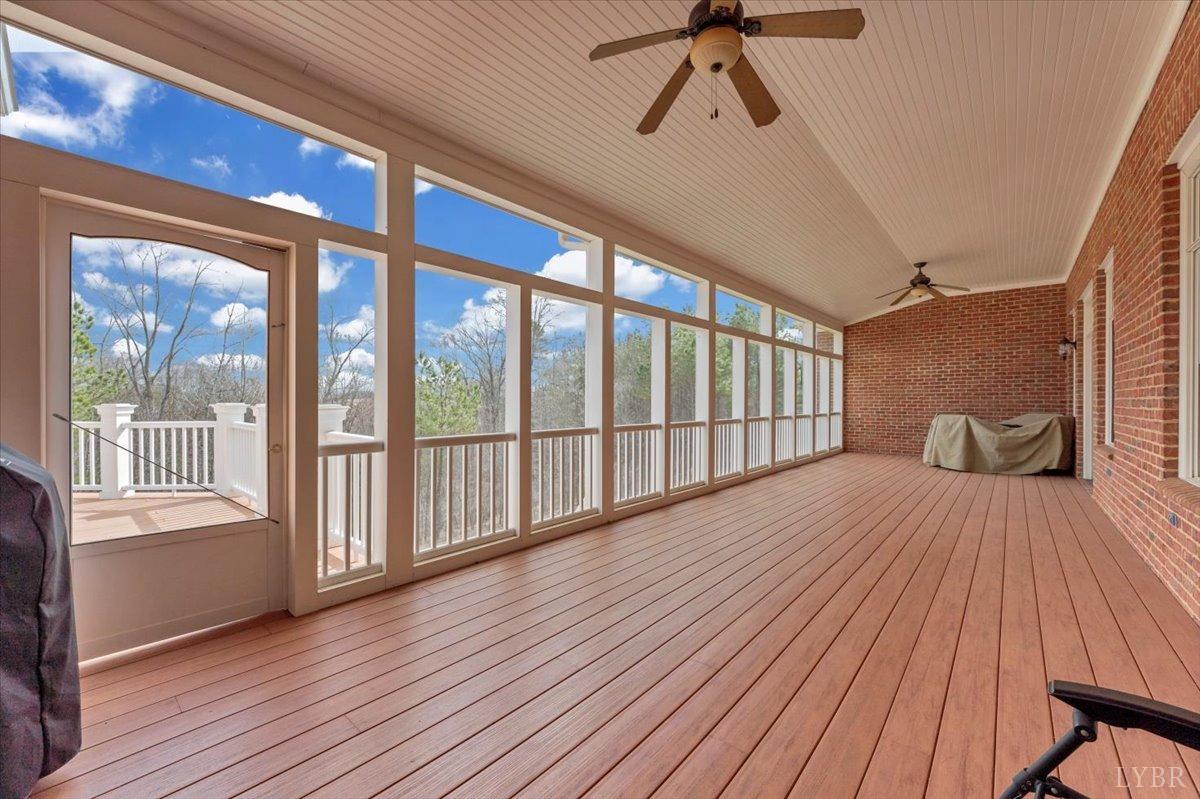 Goode, Virginia 24556, United States, 4 Bedrooms Bedrooms, ,5 BathroomsBathrooms,Residential,Pending,133757