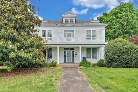Photo of 2106 Rivermont Avenue, Lynchburg, VA 24503 (MLS # 366682)