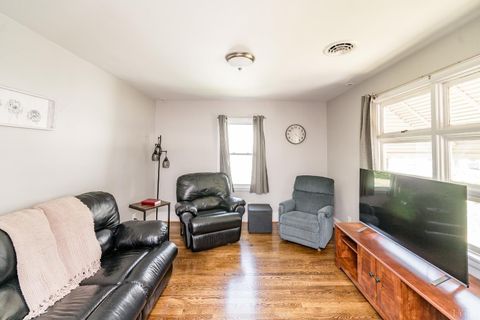 Tiny photo for 3209 Memorial Avenue, Lynchburg, VA 24501 (MLS # 365818)