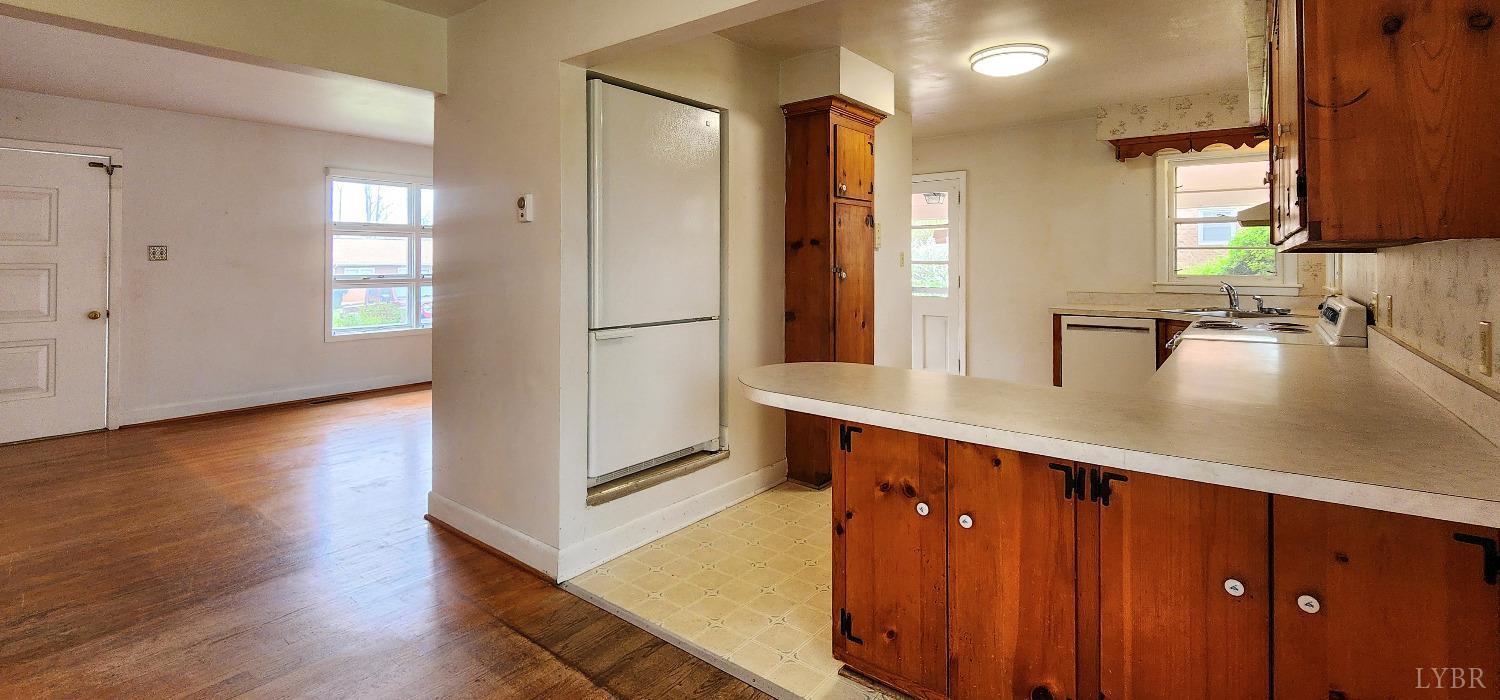 148 Mountain Peak Drive, Lynchburg, Virginia image 12