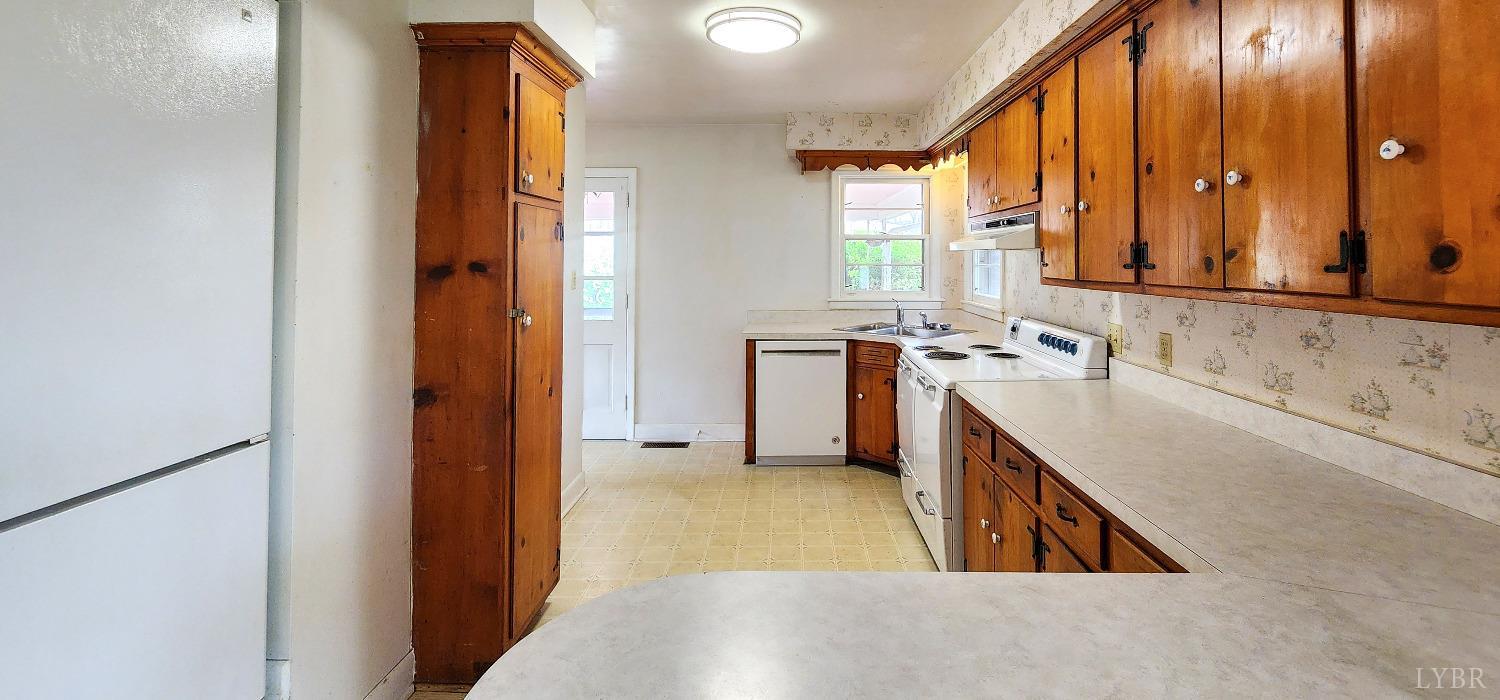 148 Mountain Peak Drive, Lynchburg, Virginia image 11