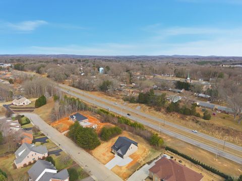 Tiny photo for 217 Stonegate Way Way, Danville, VA 24541 (MLS # 363504)