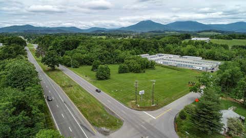 Photo of 1083 West Lynchburg Salem Turnpike, Bedford, VA 24523 (MLS # 368059)