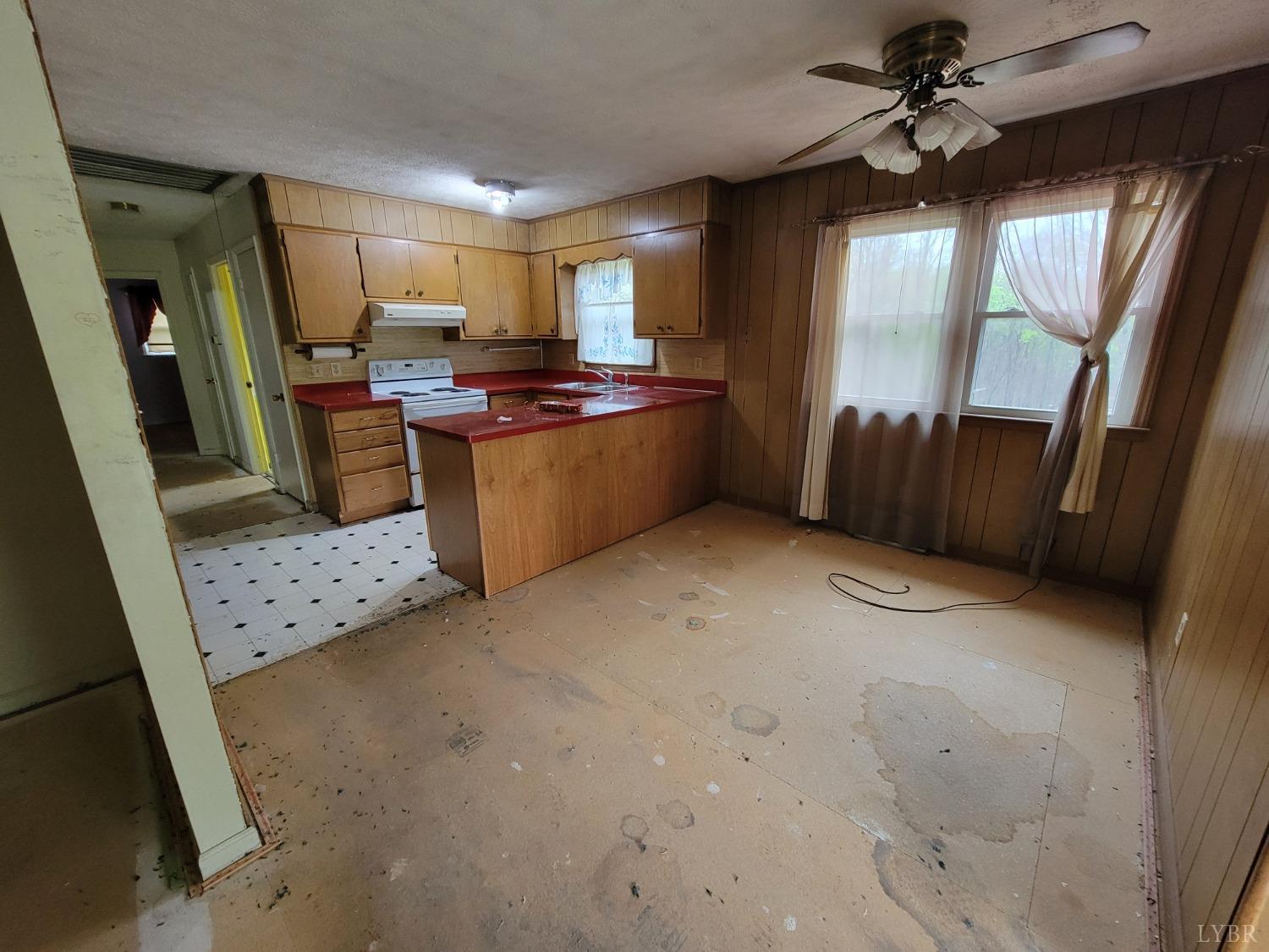 1418 Mitchell Road, Chatham, Virginia image 3