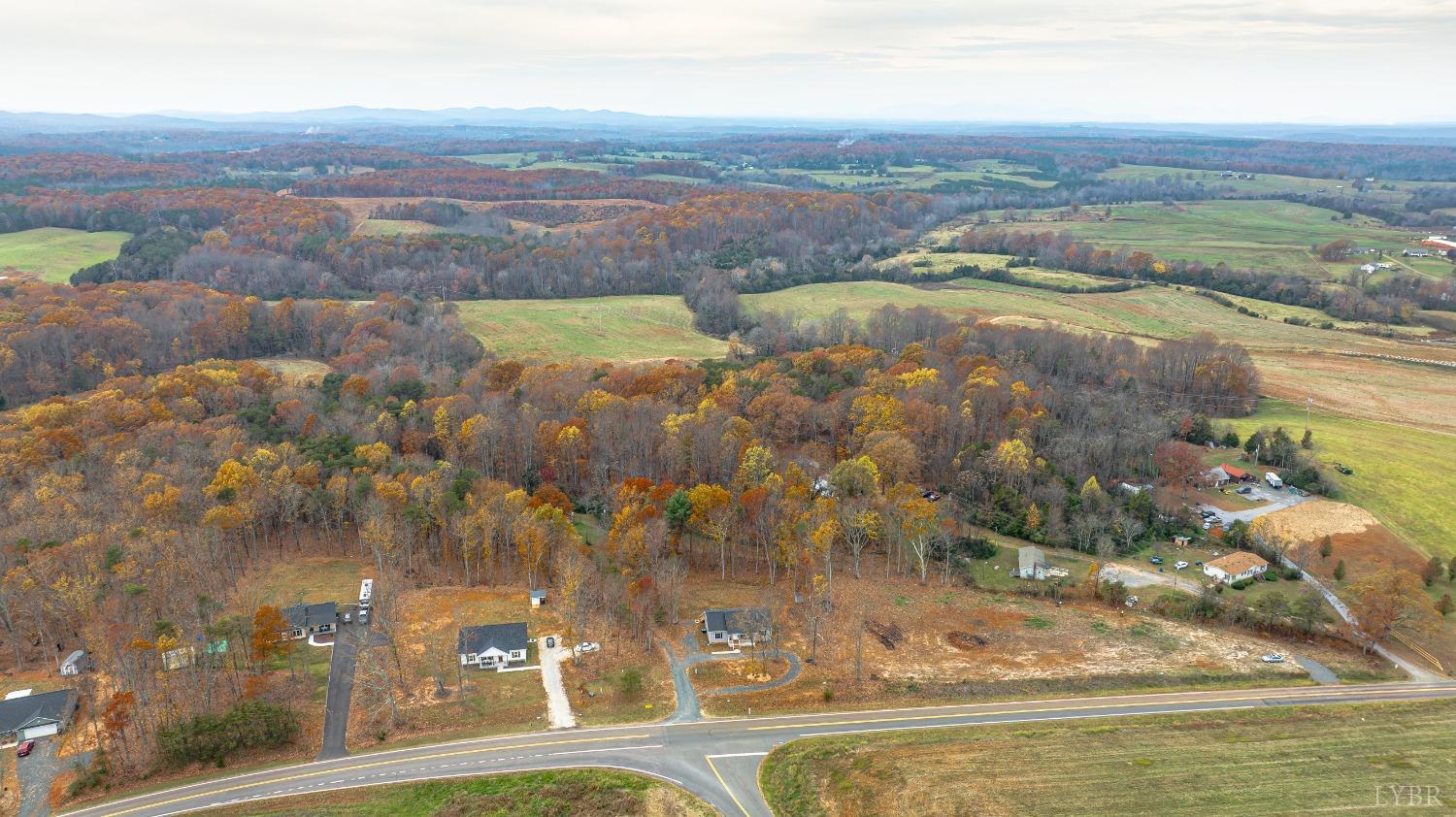 Stonewall Road, Appomattox, Virginia image 7