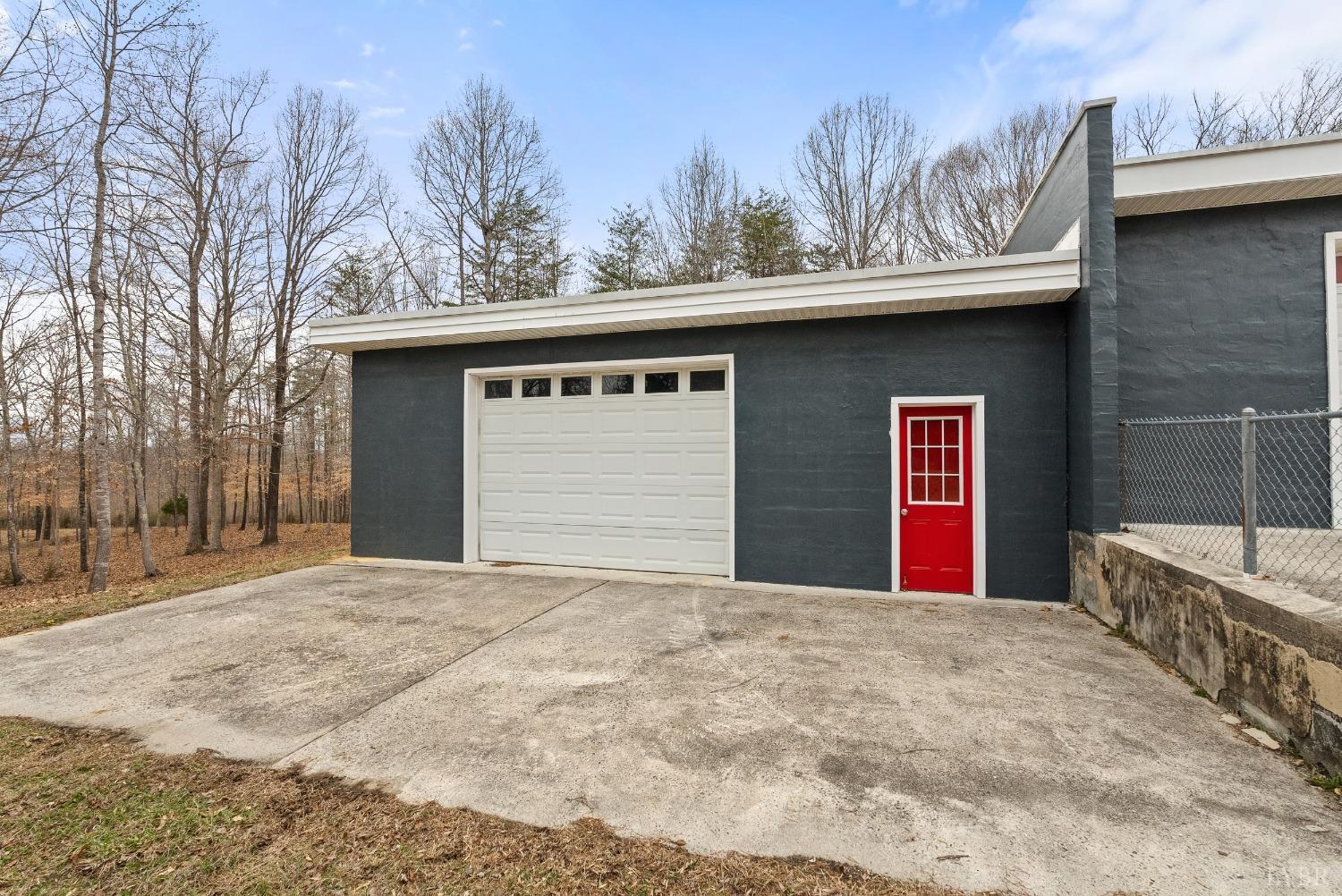 3405 Red House Rd Rd, Phenix, Virginia image 17