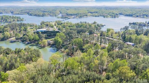 Tiny photo for 16358 Moneta Road, Moneta, VA 24121 (MLS # 364906)