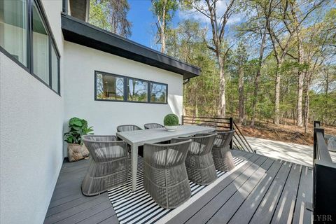 Tiny photo for 16358 Moneta Road, Moneta, VA 24121 (MLS # 364906)