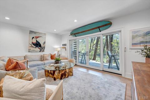 Tiny photo for 16358 Moneta Road, Moneta, VA 24121 (MLS # 364906)