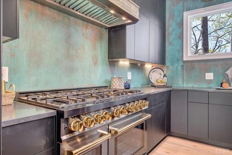 Tiny photo for 16358 Moneta Road, Moneta, VA 24121 (MLS # 364906)