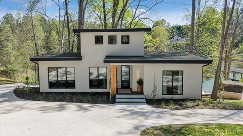 Photo of 16358 Moneta Road, Moneta, VA 24121 (MLS # 364906)