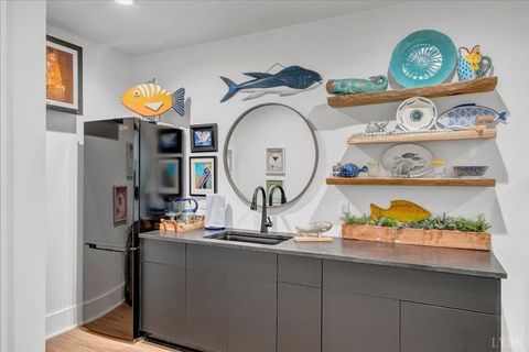 Tiny photo for 16358 Moneta Road, Moneta, VA 24121 (MLS # 364906)