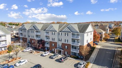Tiny photo for 205 Capital Street #108, Lynchburg, VA 24502 (MLS # 362806)