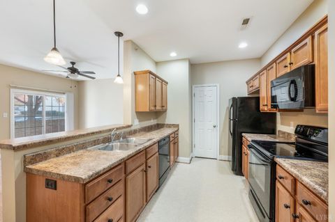 Tiny photo for 205 Capital Street #108, Lynchburg, VA 24502 (MLS # 362806)