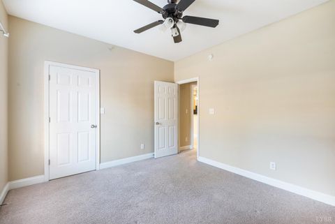 Tiny photo for 205 Capital Street #108, Lynchburg, VA 24502 (MLS # 362806)