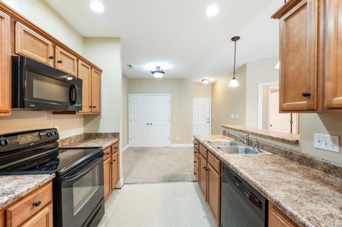 Tiny photo for 205 Capital Street #108, Lynchburg, VA 24502 (MLS # 362806)