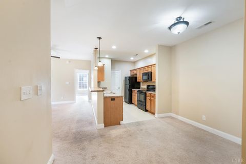 Tiny photo for 205 Capital Street #108, Lynchburg, VA 24502 (MLS # 362806)