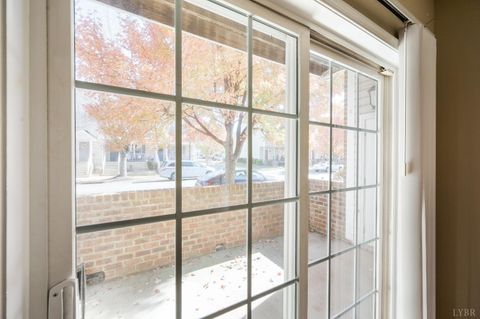 Tiny photo for 205 Capital Street #108, Lynchburg, VA 24502 (MLS # 362806)