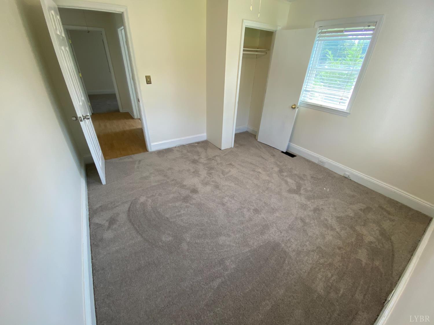 Lynchburg, Virginia 24501, United States, 2 Bedrooms Bedrooms, ,1 BathroomBathrooms,Residential,Active,158235