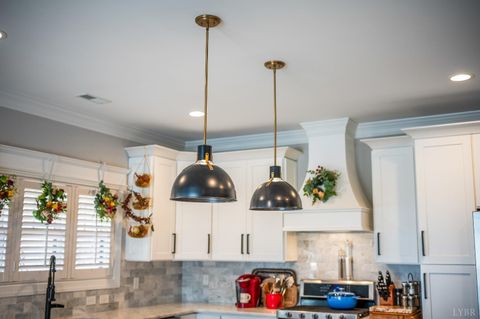 Tiny photo for 1010 Coles Court, Forest, VA 24551 (MLS # 363760)