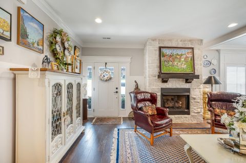 Tiny photo for 1010 Coles Court, Forest, VA 24551 (MLS # 363760)