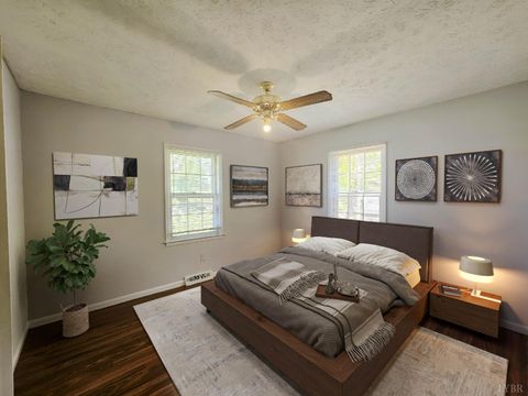 Tiny photo for 138 West Bethel Drive, Madison Heights, VA 24572 (MLS # 366693)