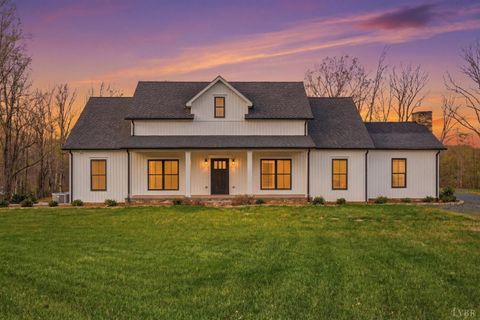 Photo of 3162 OAK HILL RD Rd, Buckingham, VA 23921 (MLS # 365615)