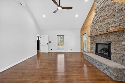 Tiny photo for 3162 OAK HILL RD Rd, Buckingham, VA 23921 (MLS # 365615)