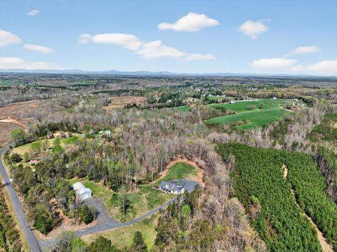 Tiny photo for 3162 OAK HILL RD Rd, Buckingham, VA 23921 (MLS # 365615)