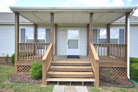 Tiny photo for 2453 Easome Road, Hurt, VA 24563 (MLS # 365237)