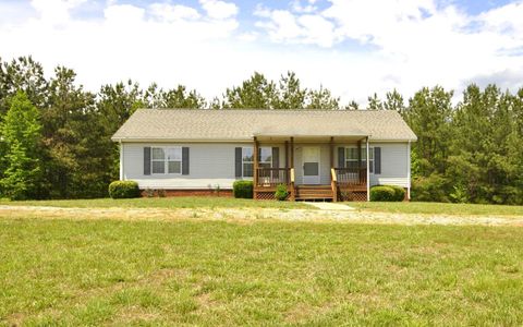 Tiny photo for 2453 Easome Road, Hurt, VA 24563 (MLS # 365237)