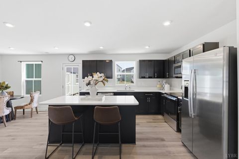 Tiny photo for 139 Ethan Ct, Lynchburg, VA 24501 (MLS # 364905)