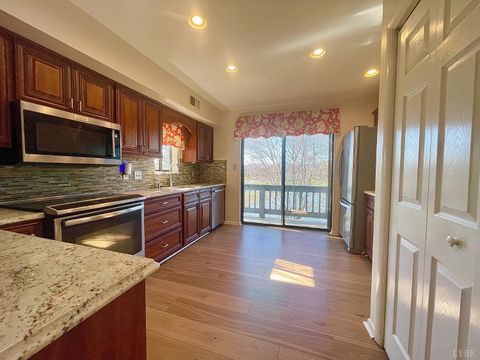 Tiny photo for 154 Sunset Ridge Road, Forest, VA 24551 (MLS # 365178)