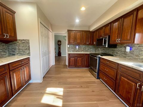 Tiny photo for 154 Sunset Ridge Road, Forest, VA 24551 (MLS # 365178)