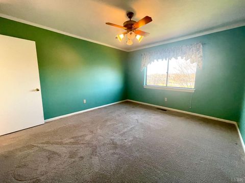 Tiny photo for 154 Sunset Ridge Road, Forest, VA 24551 (MLS # 365178)