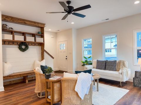 Tiny photo for 110 Aaron Place #715, Lynchburg, VA 24502 (MLS # 366713)