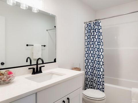 Tiny photo for 110 Aaron Place #715, Lynchburg, VA 24502 (MLS # 366713)