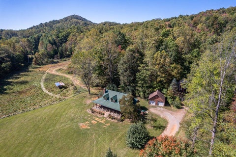 Photo for 600 Bridgewater Lane