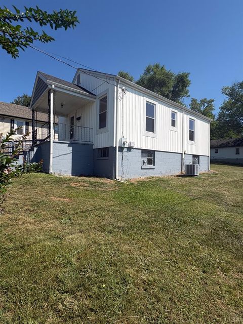 Tiny photo for 901 Lola AVE, Altavista, VA 24517 (MLS # 366728)