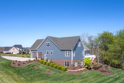 Tiny photo for 1420 West Crossing Drive, Forest, VA 24551 (MLS # 365679)