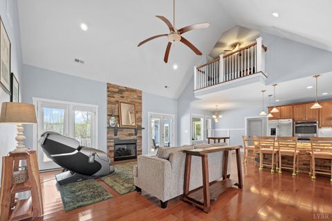 Tiny photo for 1420 West Crossing Drive, Forest, VA 24551 (MLS # 365679)