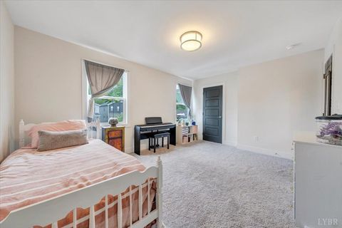 Tiny photo for 3041 Fulton Street, Lynchburg, VA 24501 (MLS # 366438)