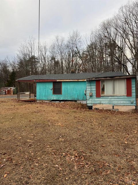 Tiny photo for 138 Carriage Lane, Concord, VA 24538 (MLS # 363742)