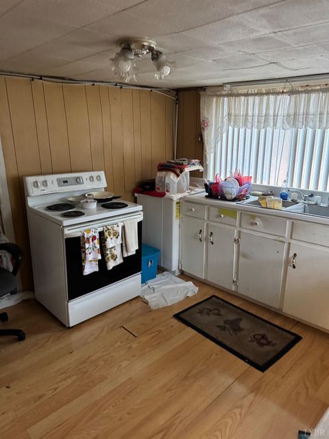 Tiny photo for 138 Carriage Lane, Concord, VA 24538 (MLS # 363742)